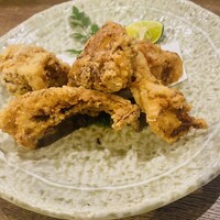 魚料理 ふじい - ふぐの唐揚げ。