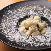 ニョッキフリット グラナパダーノチーズ