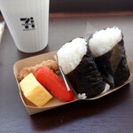 セブンイレブン - 料理写真:おむすび＆おかずセット
