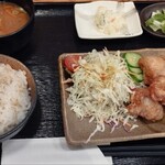 ふぁぶ～る - 若鶏の唐揚げランチ