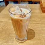 タイ屋台料理＆ヌードル オシャ - タイティーミルク　ランチセット＋５０円　