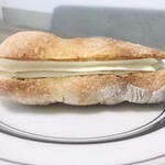 ヨシダベーカリー - ミルクフランス