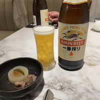 博多もつ鍋 やま中 博多店 - ビールと付き出し