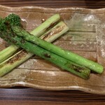 大衆居酒屋魚さんこ - アスパラ　バター焼き