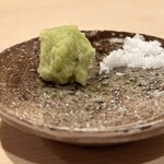 登喜和鮨 - 村上市ミネラル工房白いダイヤと 長野産プレミア山葵