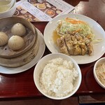 餃子 小籠包 福包酒場 - 