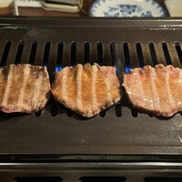 焼肉 にくだらけ - 