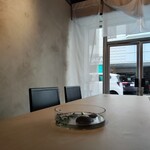 Parfait tokidoki - 机の上のボウルも涼しげ