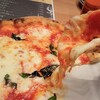 DUMBO PIZZA FACTORY 横浜