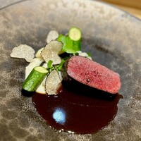 しまなみふれんち Murakami - ❾愛媛県西予市産の鹿肉、はなが牛
                      ～わたくしはジビエの鹿肉をお願いしており赤身のヘルシーは味わいだが、ちょっと脂質が少ないかな。