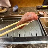 焼肉たまき 京橋店 - ハネシタ肉寿司