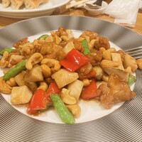 個室中華 頤和園 溜池山王店 - 