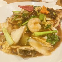個室中華 頤和園 溜池山王店 - 