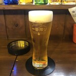 笑家 - グラスはキリンですが、生ビールはアサヒです。