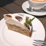 コーヒーとおやつの店 アンドモア - 