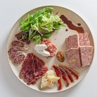 地方の厳選した食材を使用した食体験◆日本茶に合うデザートも
