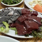 백제정육점 - レバ刺し＆センマイ刺し盛り