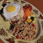 フフフ - ガパオライス