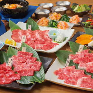 各種ご宴会利用に最適な飲み放題付きコース!!