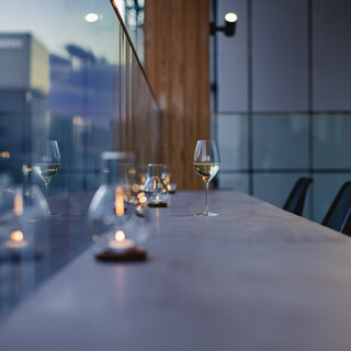 TERRACE BARのご予約となります。コース料理はご利用いただけません.,
                                          