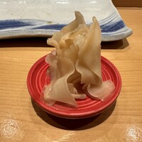 寿司割烹 魚紋 - ガリ