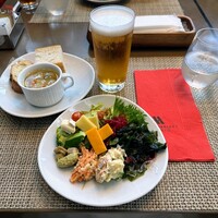 Lounge & Dining G - スープバーとサラダバー