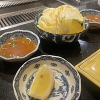 板前焼肉 一牛 北新地店 - タレたち