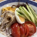 豚骨らーめん まる龍 - 冷やし中華 800円