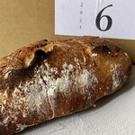 人舟 - タイム酵母オリーブパン