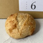 人舟 - おまけ塩麹酵母丸パン