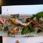 郷土料理ともん - 神流川産。上野漁協では4月11日に稚魚を放流しております。香りはあまり感じなかったのですがとにかく異様に旨味が濃いです。