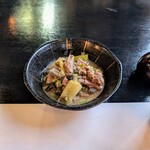 郷土料理ともん - お馴染みのモツ煮