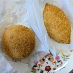 米粉パラダイス - ひよこ豆のカレーパンと、カレーパン