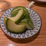 居酒屋 ヨーテル - 小メロンのぬか漬けは日本酒にも合います。