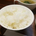 キッチン ブルー グローブ - ご飯大盛りのアップ