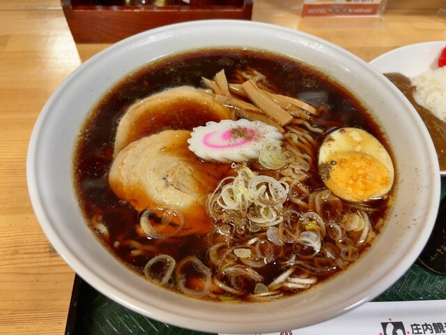 味街道 エスモール店 - 鶴岡（ラーメン）の写真