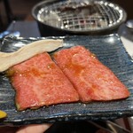 炭火焼肉　萬大 - 