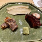 鮨 さいとう - あわび、しゃこ、タコ