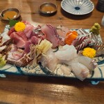 兆治 - 名物の刺盛り