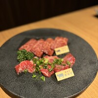 焼肉 にくなべ屋 神戸びいどろ 北野坂店 - 