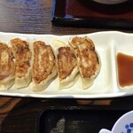 成明茶楼 - 焼き餃子