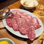 炭火焼肉ホルモンさわいし - 黒毛和牛特選タン&特選ハラミ