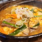 炭火焼肉ホルモンさわいし - ユッケジャンラーメン