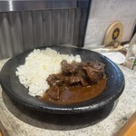 炭火焼肉ホルモンさわいし - 牛タンカレー
