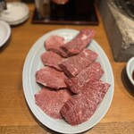 炭火焼肉ホルモンさわいし - 