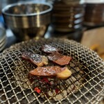 炭火焼肉ホルモンさわいし - 