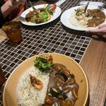 カレー専門店 円山教授 - 