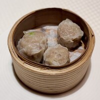崎陽軒本店 嘉宮 - 崎陽軒のシウマイ食べ比べ（昔ながらのシウマイ/特製シウマイ)