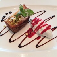 R restaurant & bar - デザートのパウンドケーキ