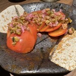 鶏と炭火 トリマラン赤坂 - 不揃いのトマトたち　ラビゴットソース